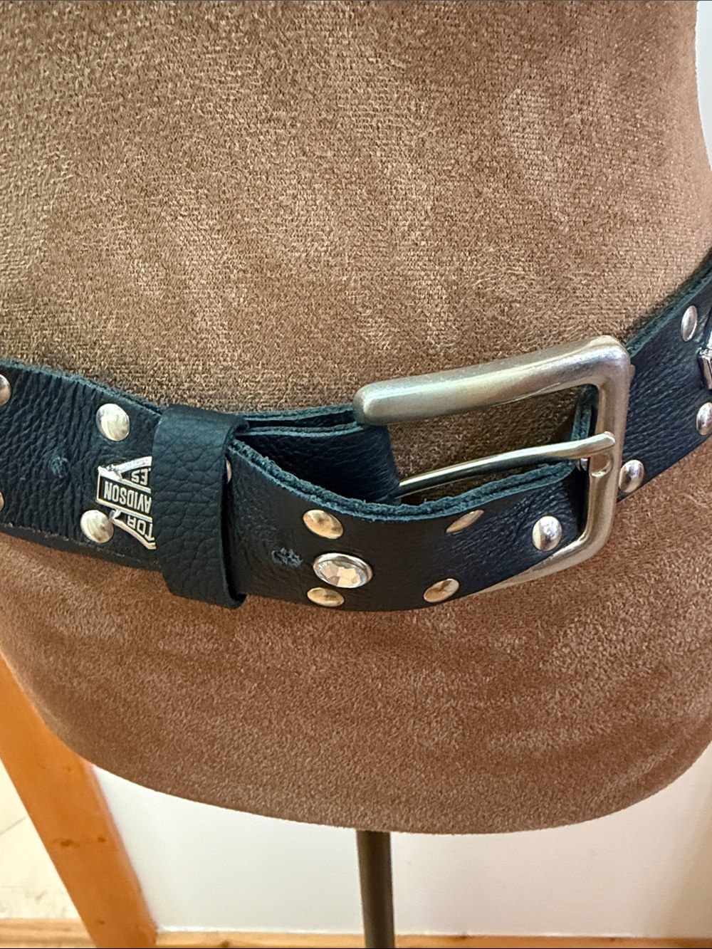 Harley-Davidson Black Leather Studded Belt with Crystals and Silver Logo Emblems - Picture 11 of 11